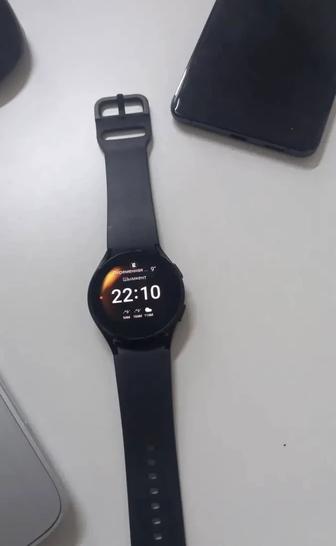 Продаю умные часы Samsung Galaxy Watch