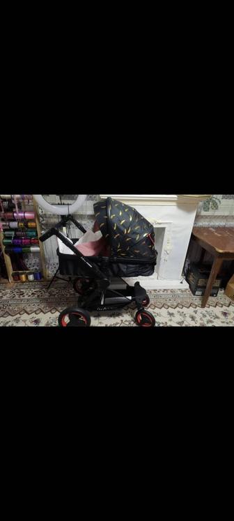 Продам коляску в хорошем состоянии вся комплектация есть