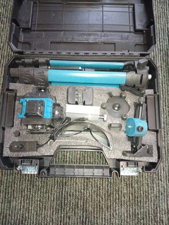 Лазерный уровень продам