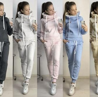 Продам теплый костюм