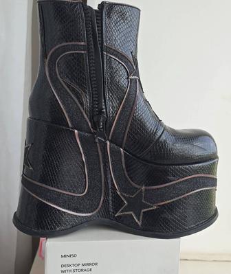 Ботинки DOLLSKILL. Обувь