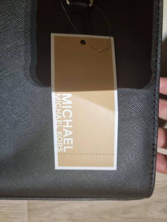 Мини-сумка Michael Kors SHEILA 35S3G6HS5L черный