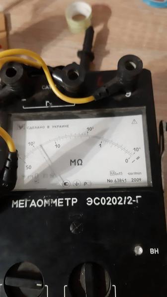 Мегомметр