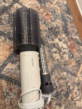 Фен щетка от Phillips