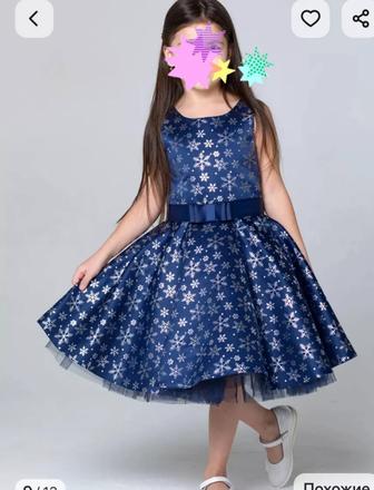 Платье на девочку новогоднее
