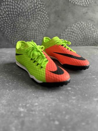 Оригинальные сороконожки Nike Hypervenom