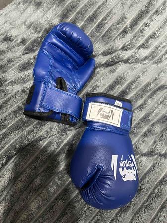 Боксерские перчатки детские синие