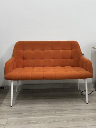 Продается диван в отличном состоянии