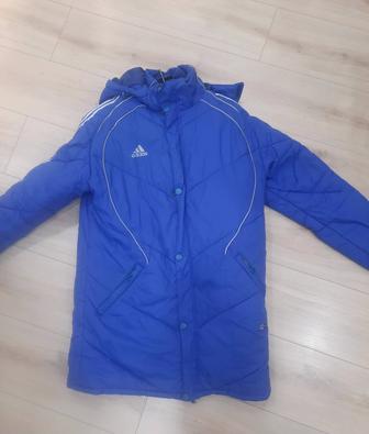 Продам оригинал куртку Adidas