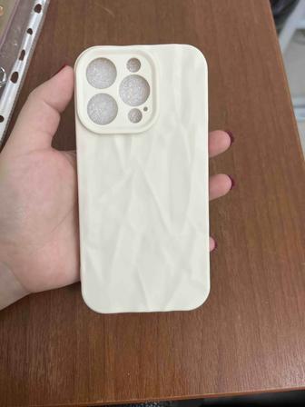 Продам чехол на iPhone 14 pro