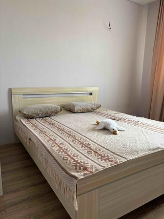 Продам кровать 160/200