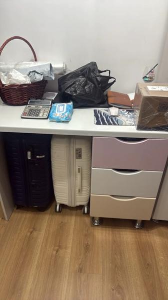 Стол письменный