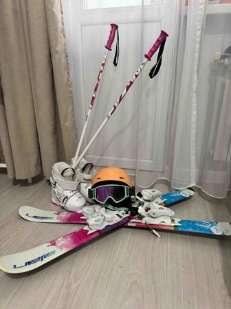 Продам детский лыжный комплект