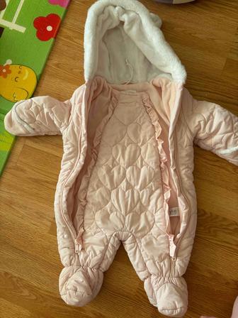 Продам комбинезон для новорожденных