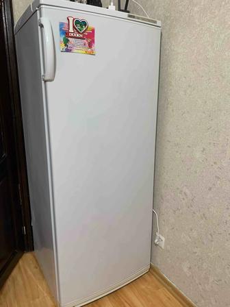 Продам морозильник Atlant