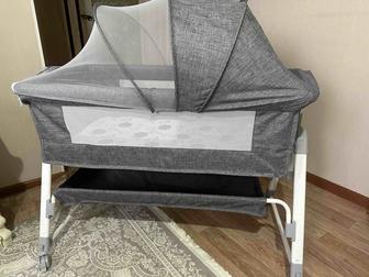 Продам срочно детский манеж и кровать, в подарок ходунок и шезлонг