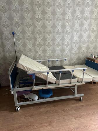 Продаю медицинскую кровать для ухода за лежащими больными