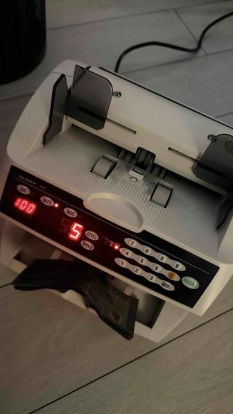 Продам счетчик банкнот
Надежный и удобный в использовании счетчик