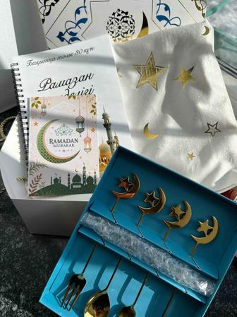 Подарочные боксы