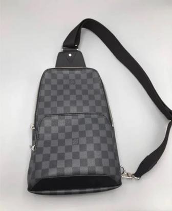 Продам барсетку Louis Vuitton