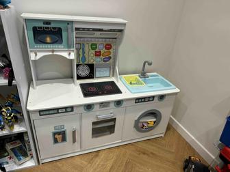 Продам детскую кухню