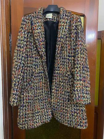женский твидовый пиджак жакет Chanel в хорошем состоянии