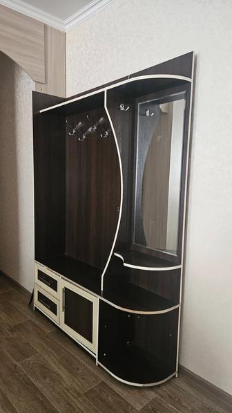Продам прихожую