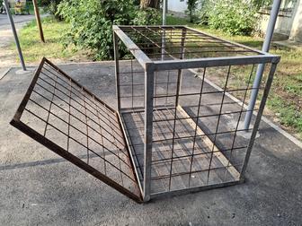 Продам металлическую клетку