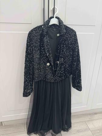 Платье и пиджак