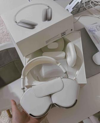 Продаю Air pods max