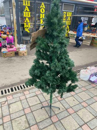 Продам дешево новогодние елки