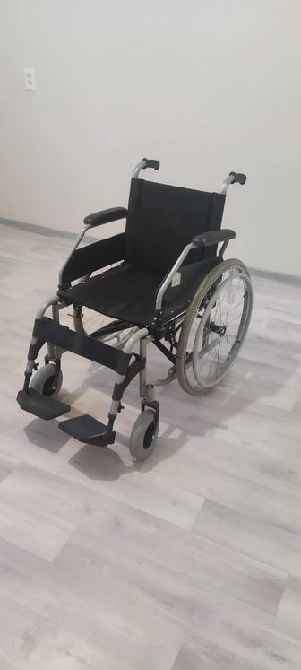 Инвалидная коляска