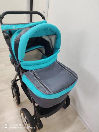 Коляска фирма Пилот