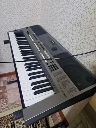 Yamaha PSR-E443