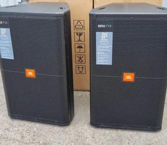 Колонки JBL SRX715