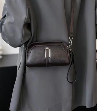 Продам сумочку - клатч