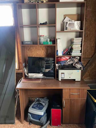 Компьютернный стол