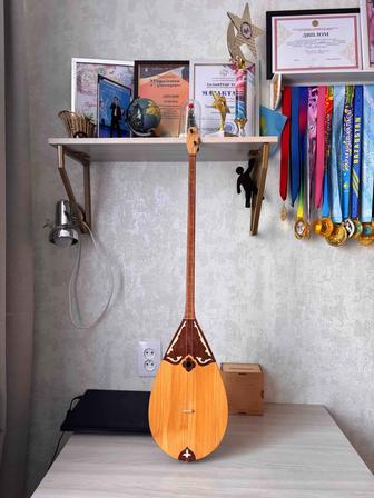 Кәсіби сапалы домбыра