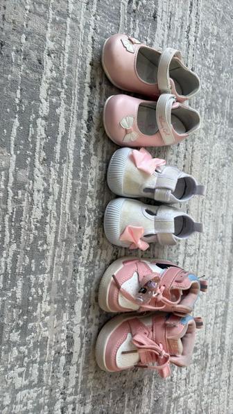 Детская обувь сандалии