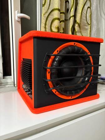 Продам новый сафсабвуфер (оригинал)