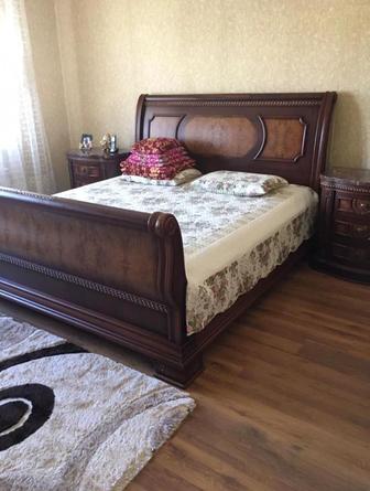 Двух спальная кровать