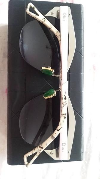 Солнцезащитные очки женские