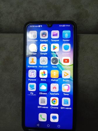 Продам смартфон Huawei p30lite.
