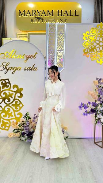 Вечерние платья