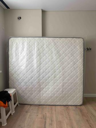 Продается матрас 180х200