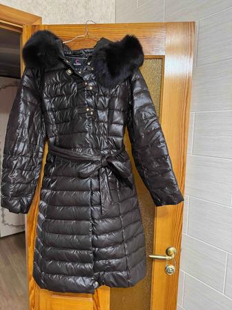 Продам зимний женский пуховик