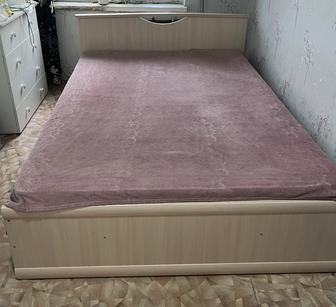 Продам кровать