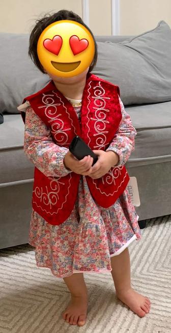 Жилетка для девочки возраст 1 годик