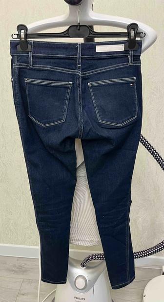 Продам джинсы женские Tommy Hilfiger