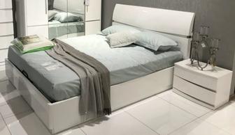 Спальный гарнитур (Италия)